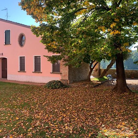 Agriturismo Case In Collina Volta Mantovana Exterior photo
