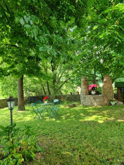 Agriturismo Case In Collina Volta Mantovana Exterior photo